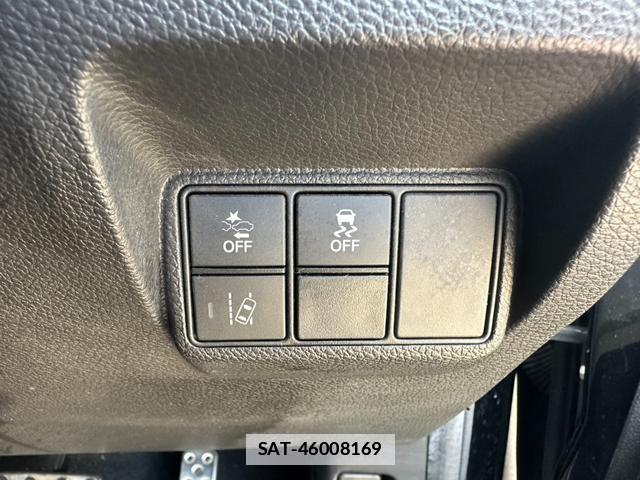 Honda CIVIC 2019-09 7819788-12