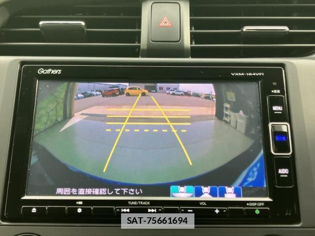 Honda CIVIC 2018-05 7821890-11