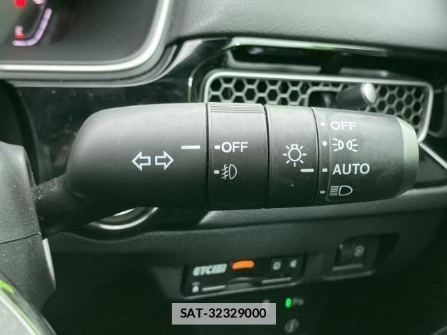 Honda CIVIC 2024-03 7821927-16