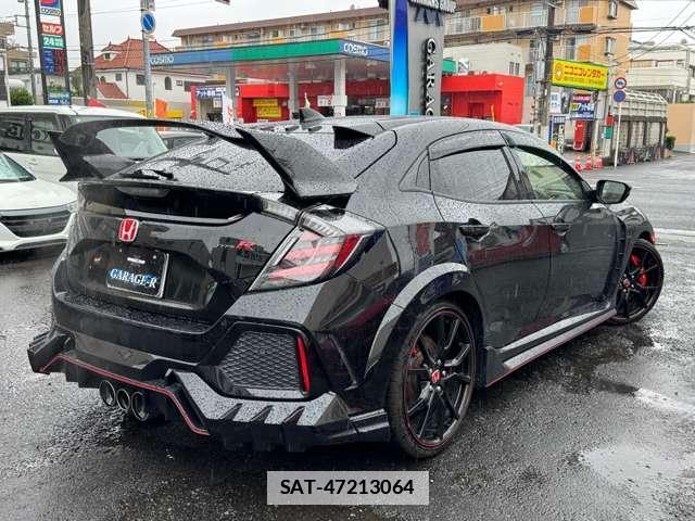 Honda CIVIC 2018-10 7823145-2