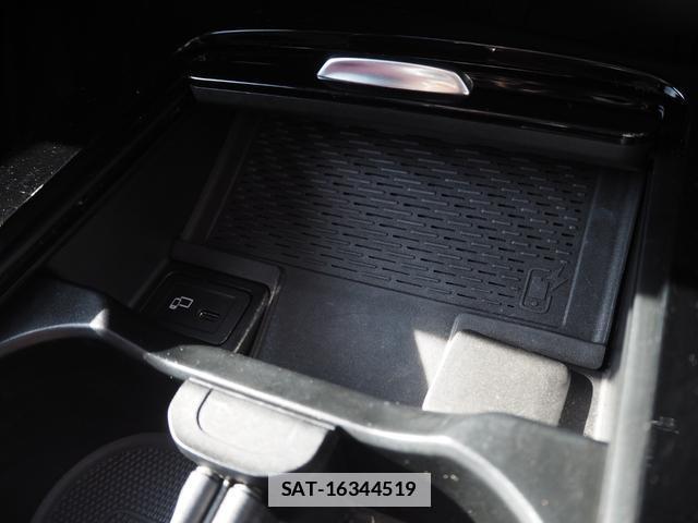 Mercedes Benz CLA-CLASS 2019-10 7812905-16