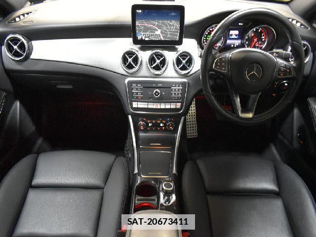 Mercedes Benz CLA-CLASS 2017-09 7818626-1