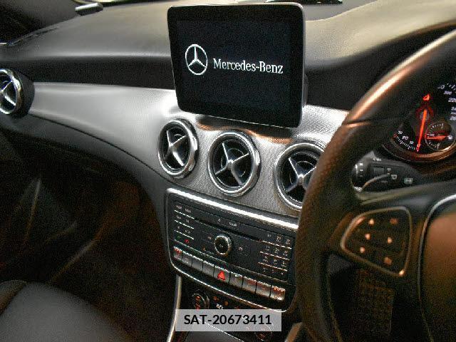 Mercedes Benz CLA-CLASS 2017-09 7818626-8