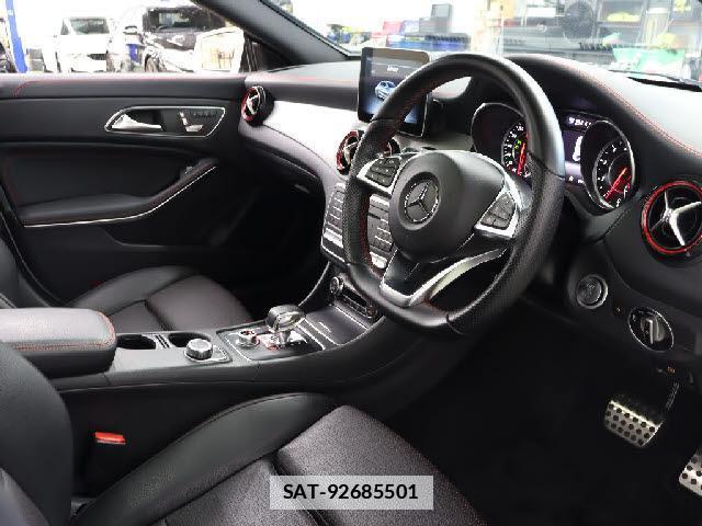 Mercedes Benz CLA-CLASS 2018-04 7822832-3