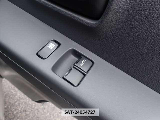 Nissan CLIPPER TRUCK 2026-03 7817514-16