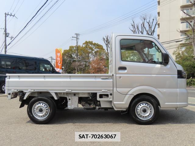 Nissan CLIPPER TRUCK 2026-03 7818691-6