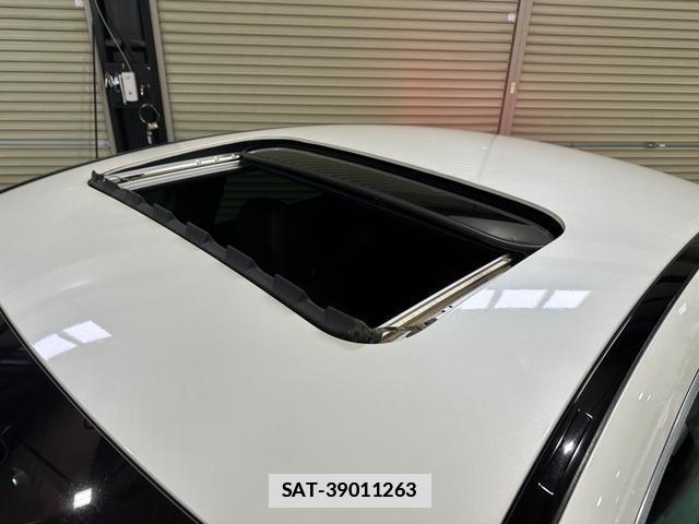 Mercedes Benz CLS-CLASS 2019-04 7814135-2