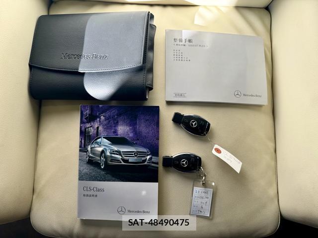 Mercedes Benz CLS-CLASS 2012-08 7823161-16