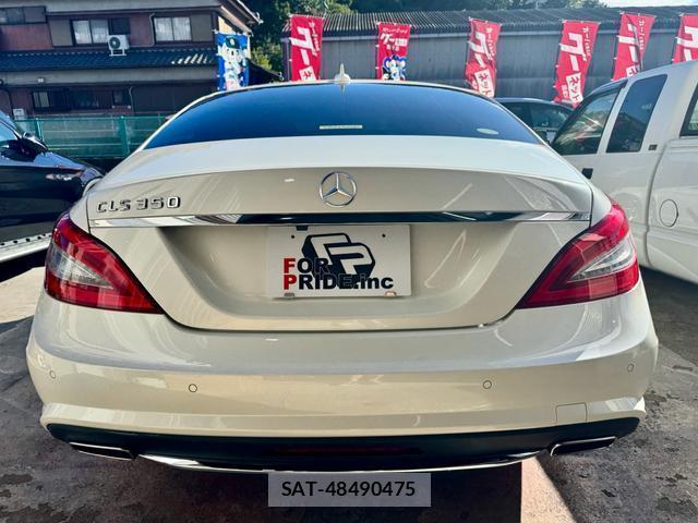 Mercedes Benz CLS-CLASS 2012-08 7823161-4