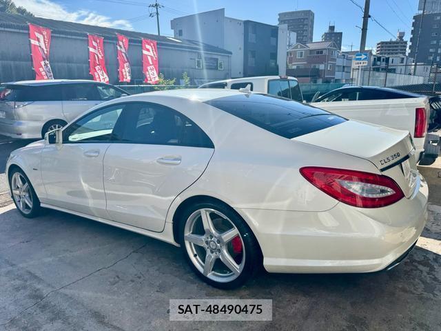 Mercedes Benz CLS-CLASS 2012-08 7823161-6