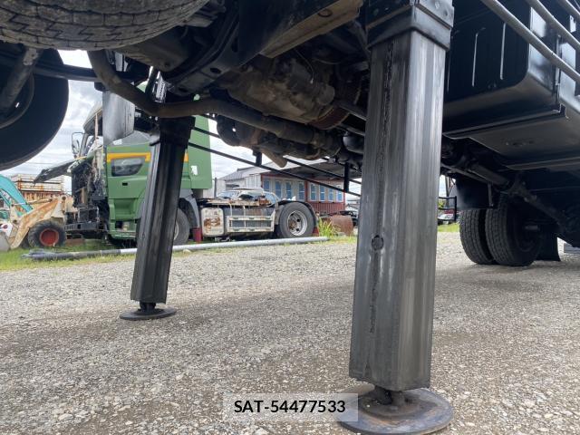 UD Trucks CONDOR 2012-02 7822987-7