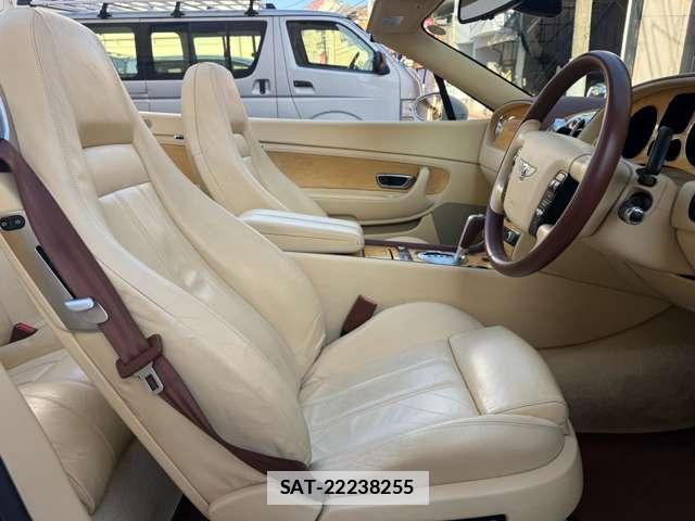 Bentley CONTINENTAL 2008-04 7823124-11