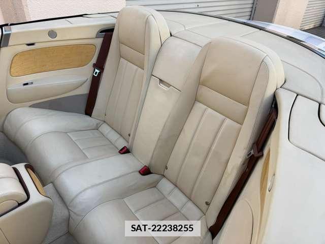 Bentley CONTINENTAL 2008-04 7823124-12