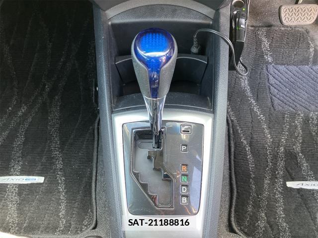 Toyota COROLLA AXIO 2013-12 7822945-3