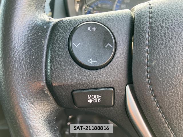 Toyota COROLLA AXIO 2013-12 7822945-7