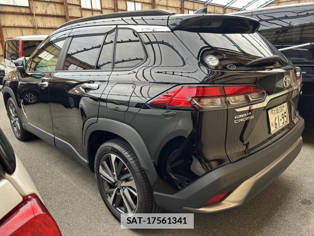 Toyota COROLLA CROSS 2023-11 7819459-1