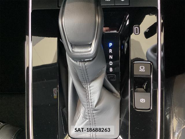 Toyota COROLLA CROSS 2026-04 7819477-17