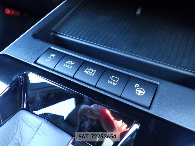 Toyota COROLLA CROSS 2026-03 7819558-17