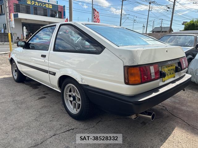 Toyota COROLLA LEVIN 1985-03 7822851-3