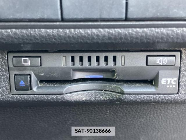 Toyota COROLLA TOURING 2020-03 7822741-16
