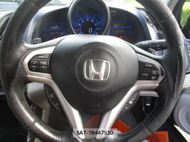Honda CR-Z 2010-05 7818605-11