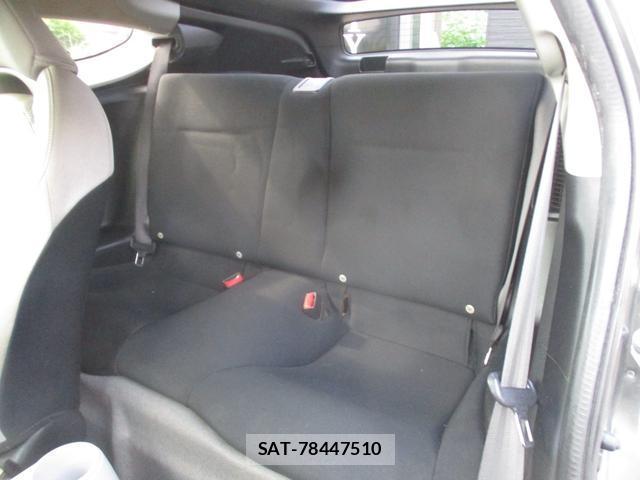 Honda CR-Z 2010-05 7818605-8