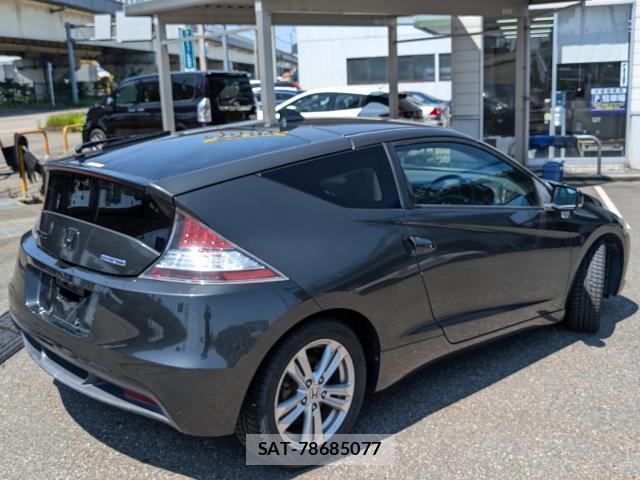 Honda CR-Z 2010-05 7819049-14