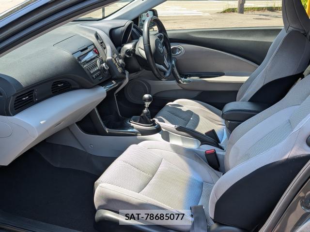Honda CR-Z 2010-05 7819049-18