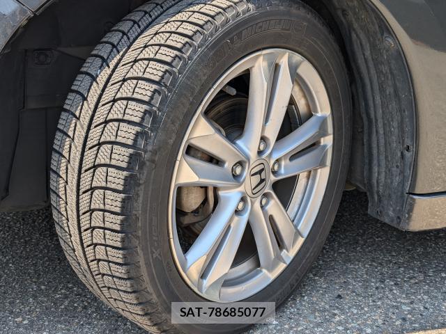 Honda CR-Z 2010-05 7819049-8