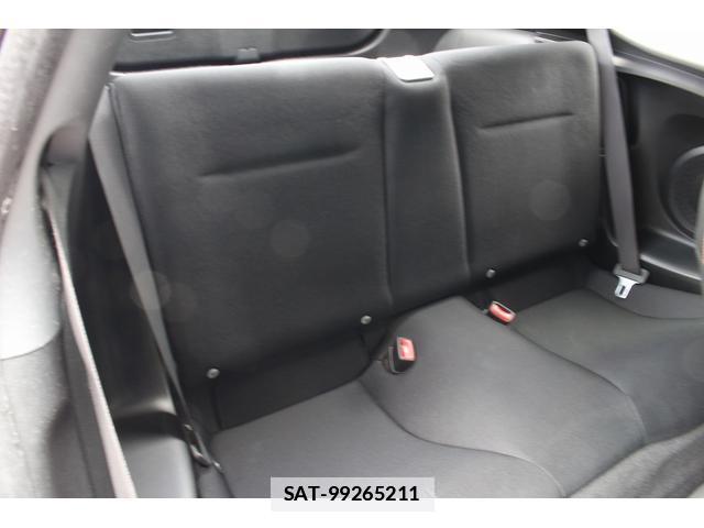 Honda CR-Z 2016-09 7822875-7