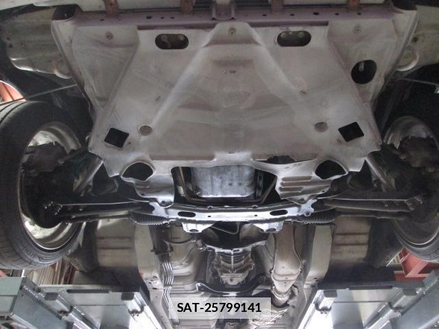 Nissan CREW 1998-02 7811527-14