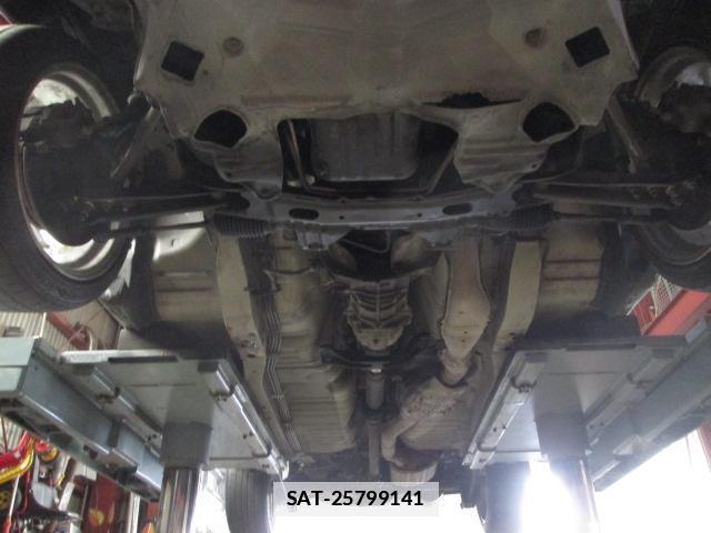 Nissan CREW 1998-02 7811527-17