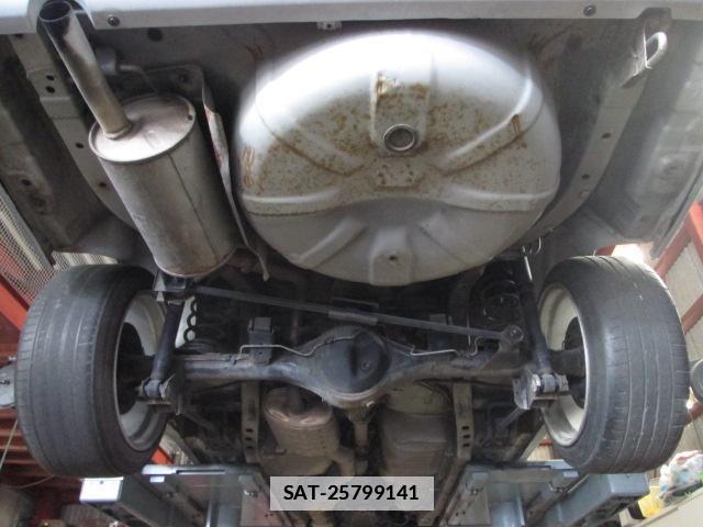Nissan CREW 1998-02 7811527-18