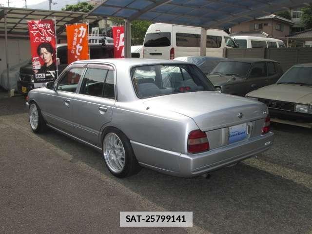 Nissan CREW 1998-02 7811527-4