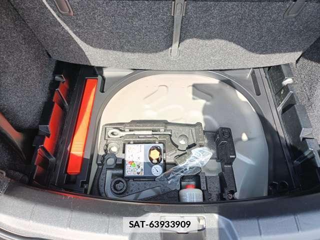 Volvo CROSS COUNTRY 2017-12 7812521-16