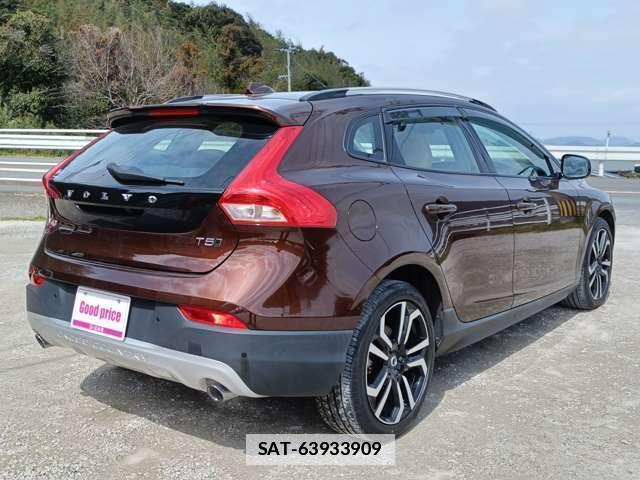 Volvo CROSS COUNTRY 2017-12 7812521-2