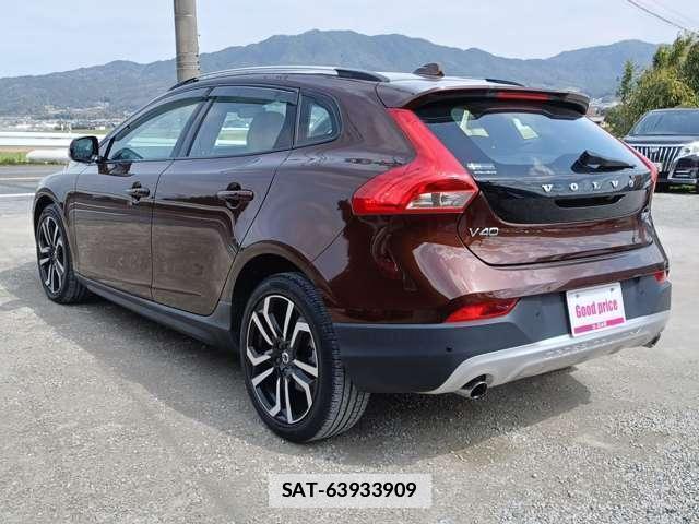 Volvo CROSS COUNTRY 2017-12 7812521-3