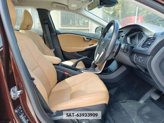 Volvo CROSS COUNTRY 2017-12 7812521-5