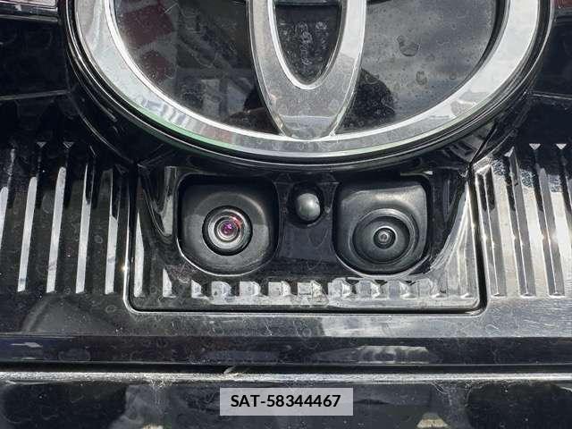 Toyota CROWN COMFORT 2022-09 7814297-11