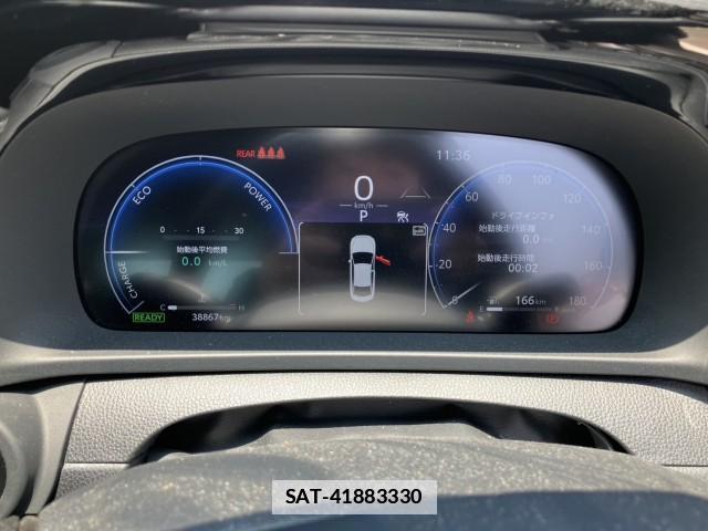 Toyota Crown Crossover 2023-08 7813517-10