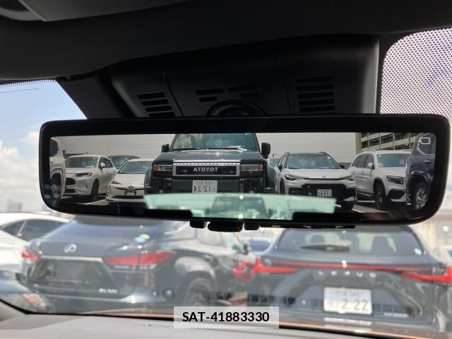 Toyota Crown Crossover 2023-08 7813517-11