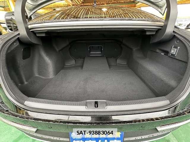 Toyota Crown Crossover 2024-03 7814316-17
