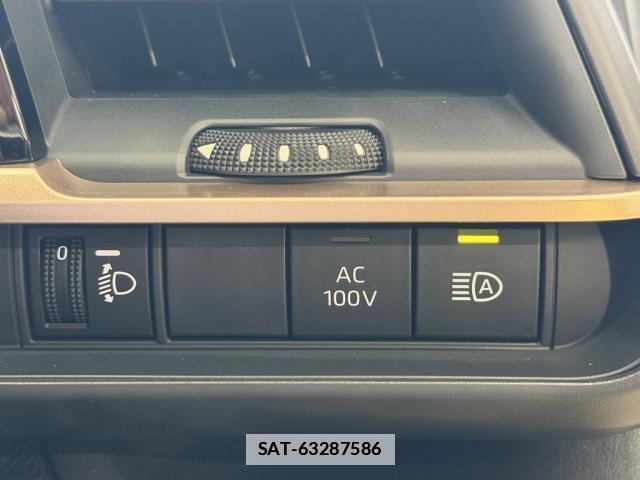 Toyota Crown Crossover 2022-12 7814349-11