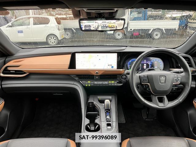 Toyota Crown Crossover 2023-05 7818041-2