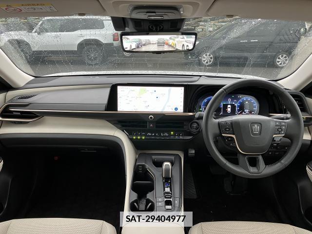 Toyota Crown Crossover 2023-02 7818047-2