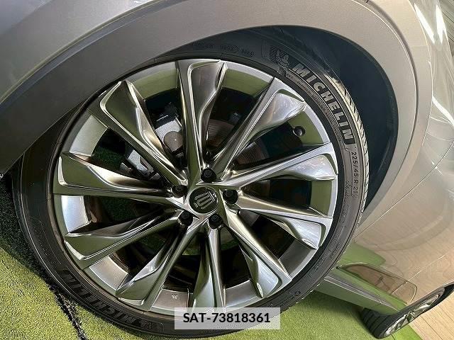 Toyota Crown Crossover 2023-05 7819041-11