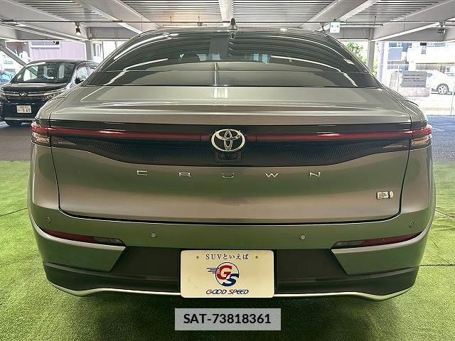 Toyota Crown Crossover 2023-05 7819041-18