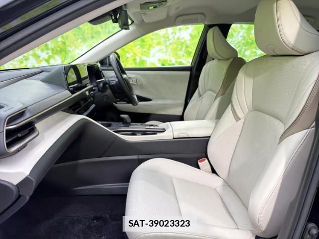 Toyota Crown Crossover 2023-04 7821066-5