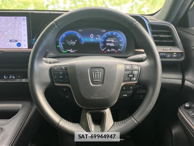 Toyota Crown Crossover 2023-07 7821886-14