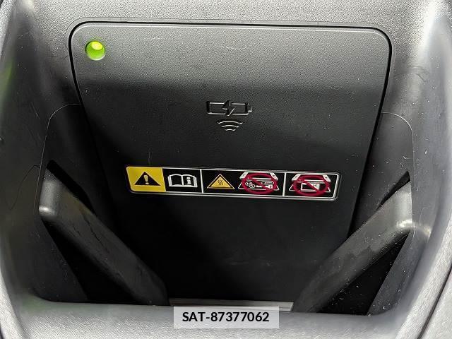 Toyota Crown Crossover 2022-11 7822722-11